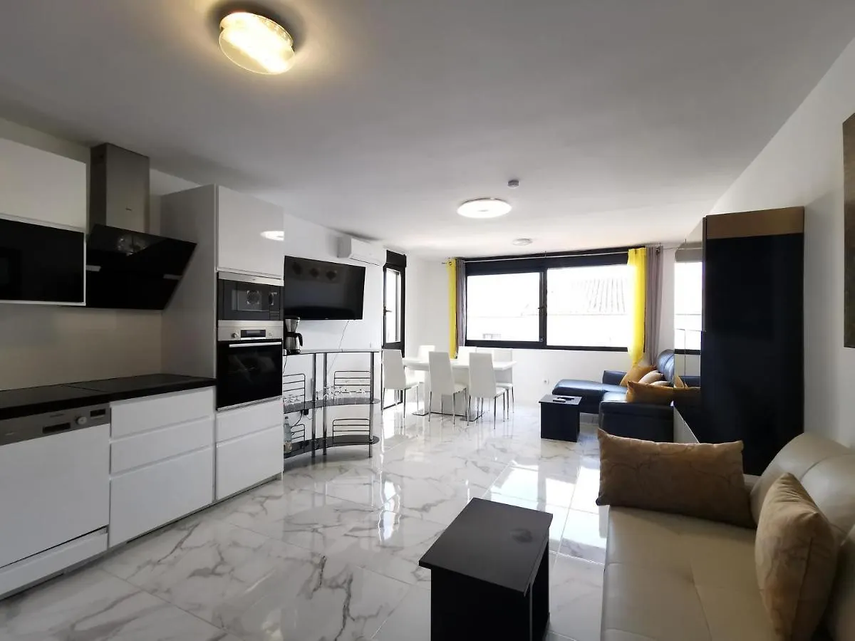 Dona Lola Elena - Nice Duplex Apartment With Sea Views Close To Beach Sitio de Calahonda