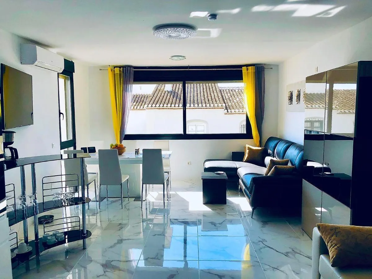 Dona Lola Elena - Nice Duplex Apartment With Sea Views Close To Beach Sitio de Calahonda Spain